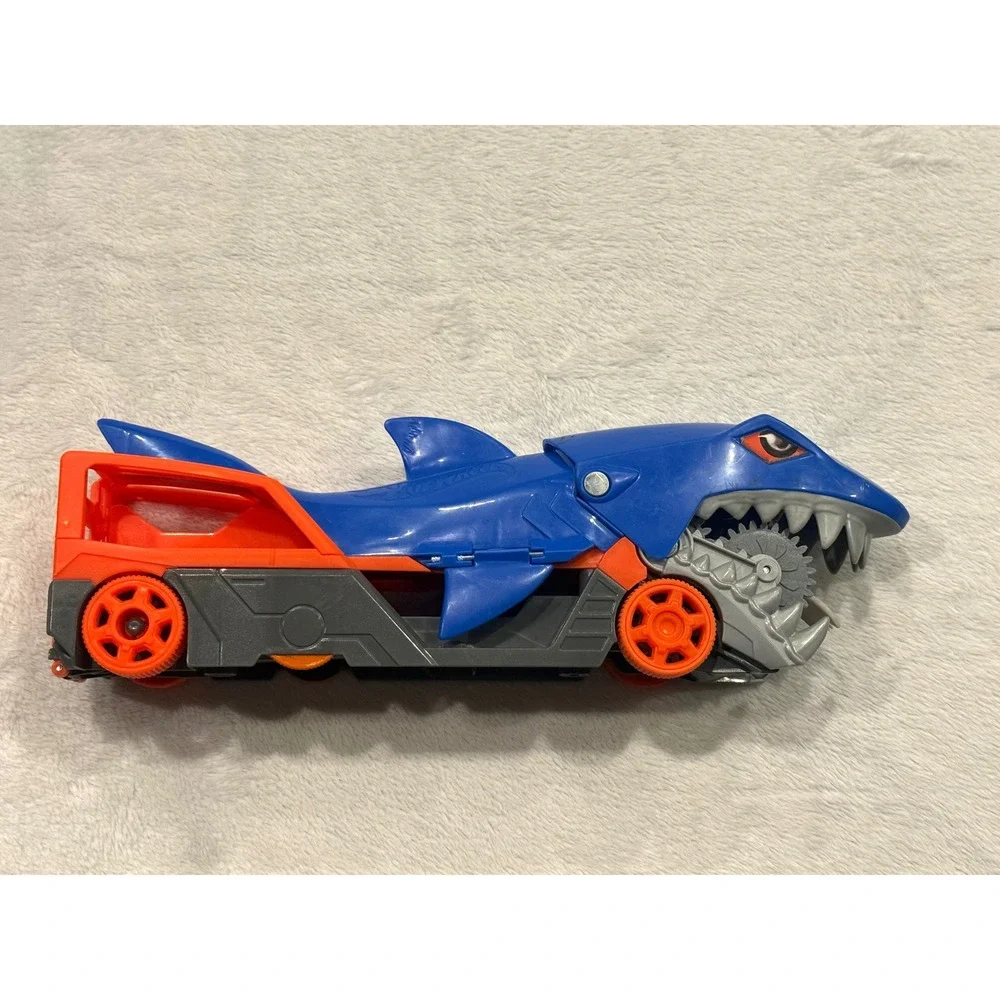 Hot Wheels Shark Chomp Transporter GVG36 Blue Orange Mattel 2020‎ Toy Truck